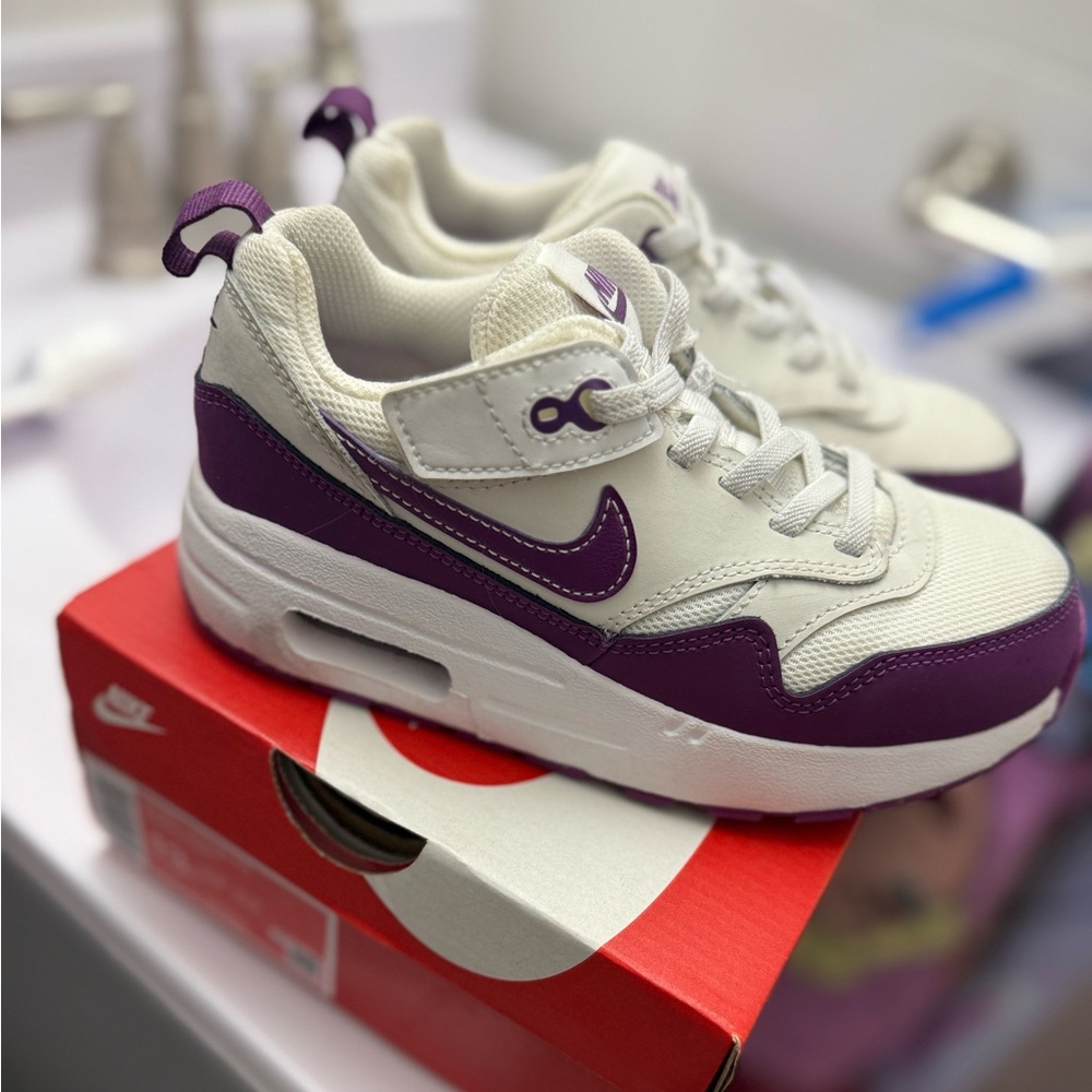 Nike Kids' Purple and White Sneakers